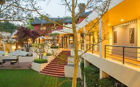 Ten Bompas Hotel